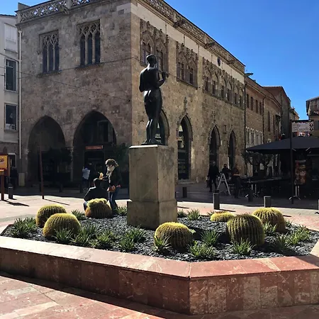 Au Pied Du Palais Appartamento *